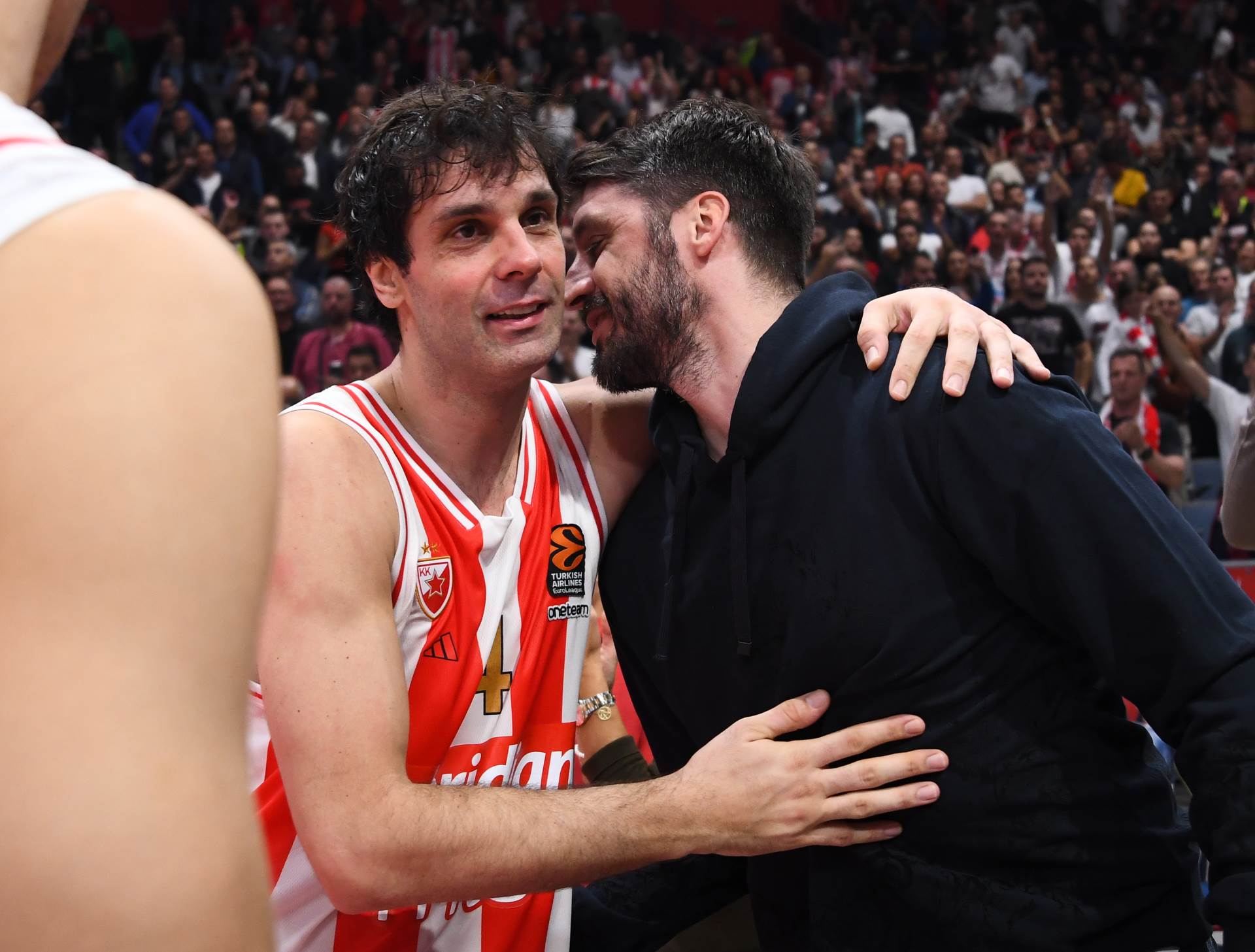 Crvena zvezda igra u Pioniru protiv Mornar Bara