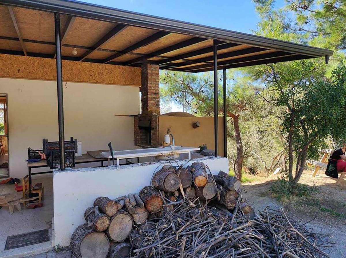 OSTAVILA ŽIVOT U BEČU DA BI RADILA POLJOPRIVREDU U TURSKOM SELU (7).jpg