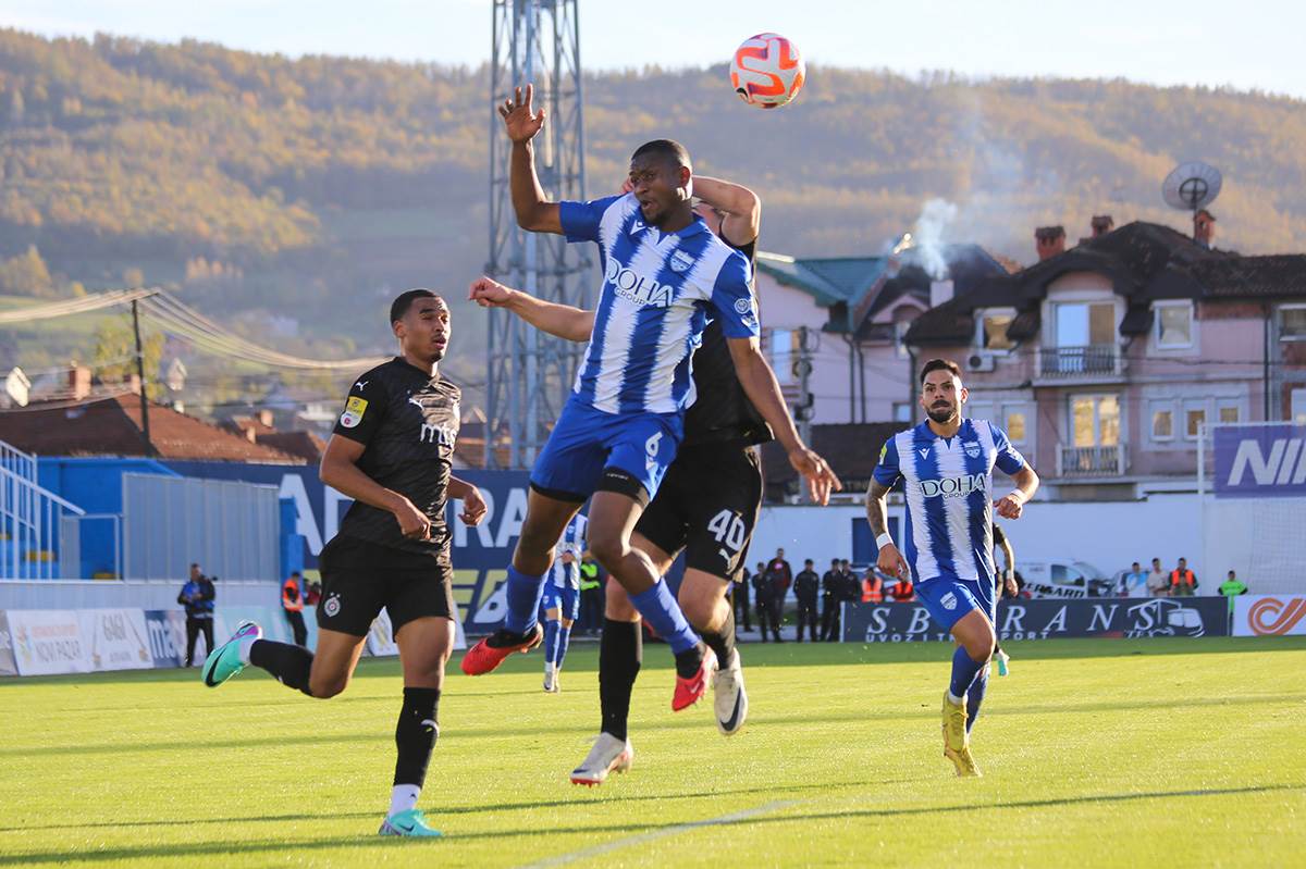 FK Novi Pazar vs FK Partizan (2).jpg