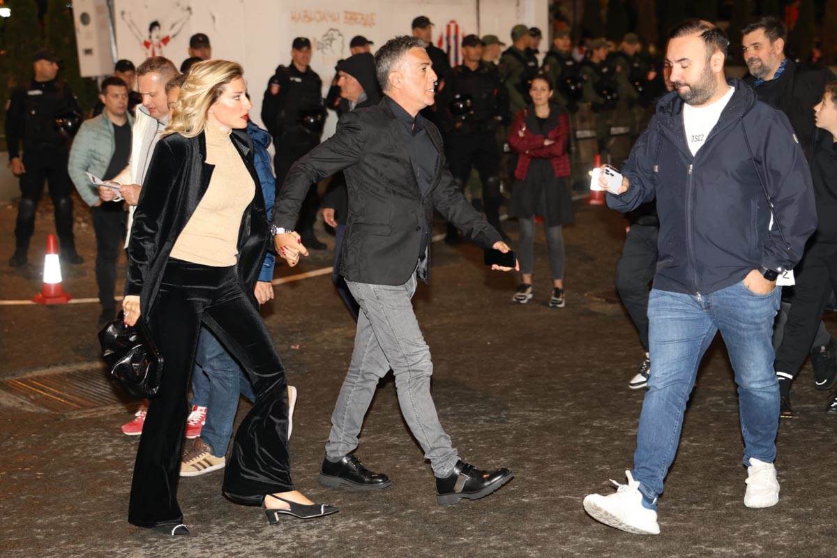 Mirko Kodić na fudbalskoj utakmici nakon smrti sina