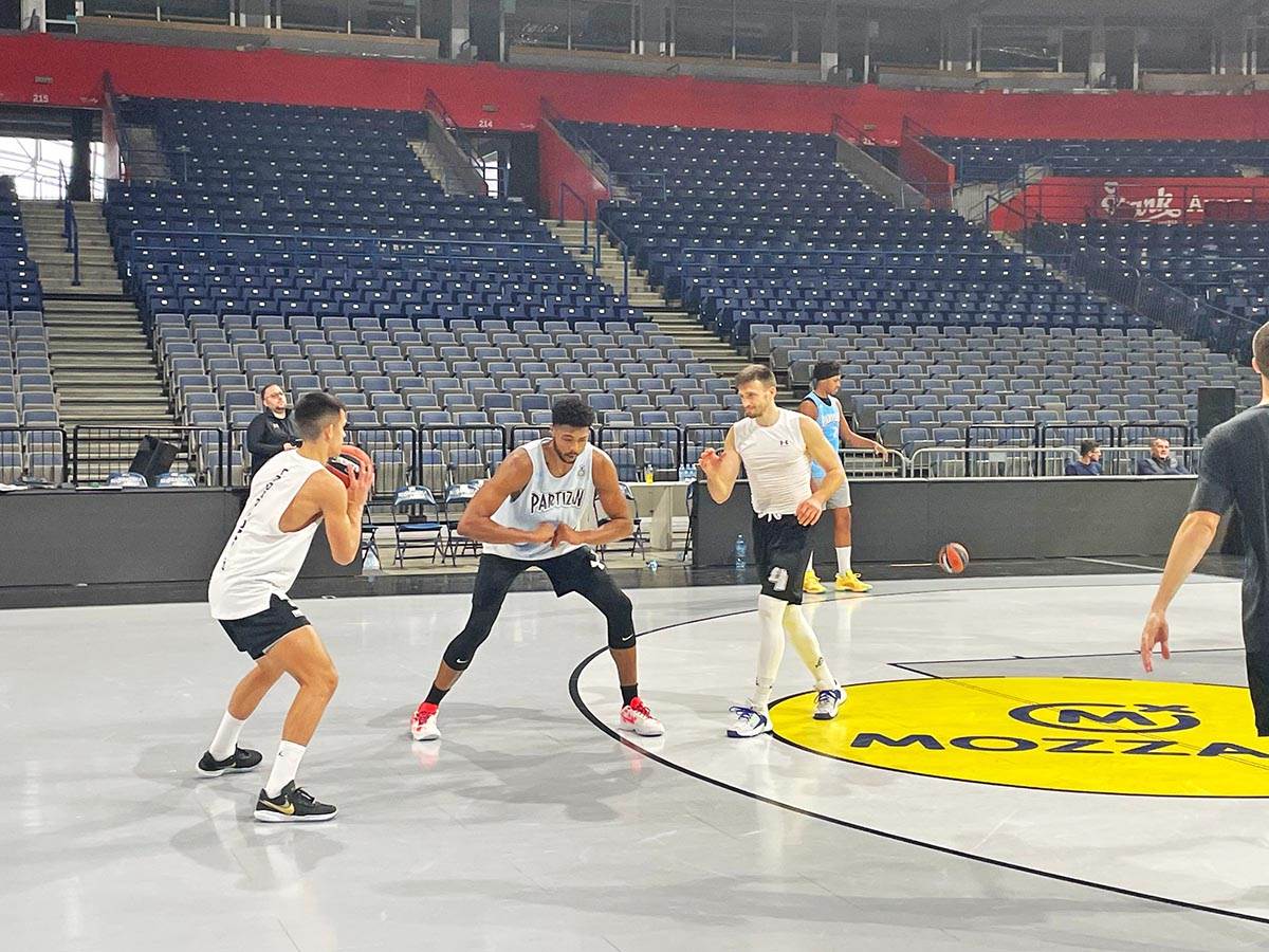 Bruno Kaboklo na treningu Partizana (2).jpg