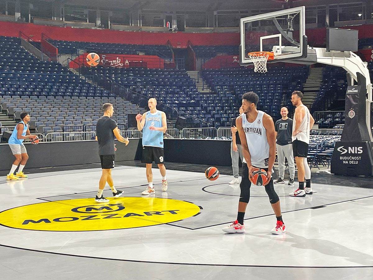 Bruno Kaboklo na treningu Partizana (4).jpg