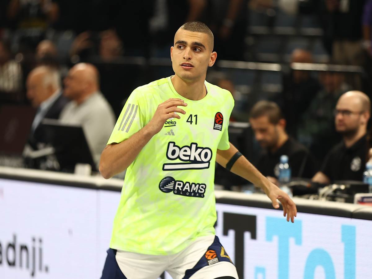 Jam Madar dočekan zvižducima i psovkama u Areni