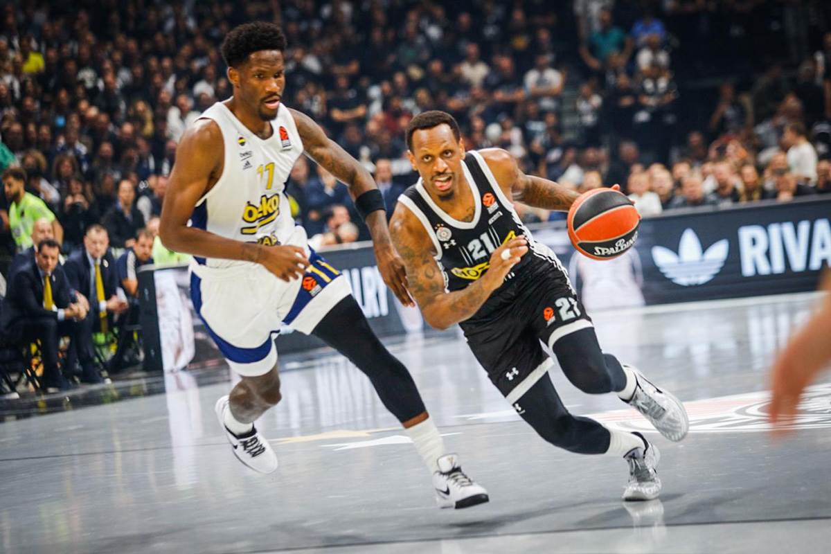 PARTIZAN - FENERBAHČE (7) copy.jpg