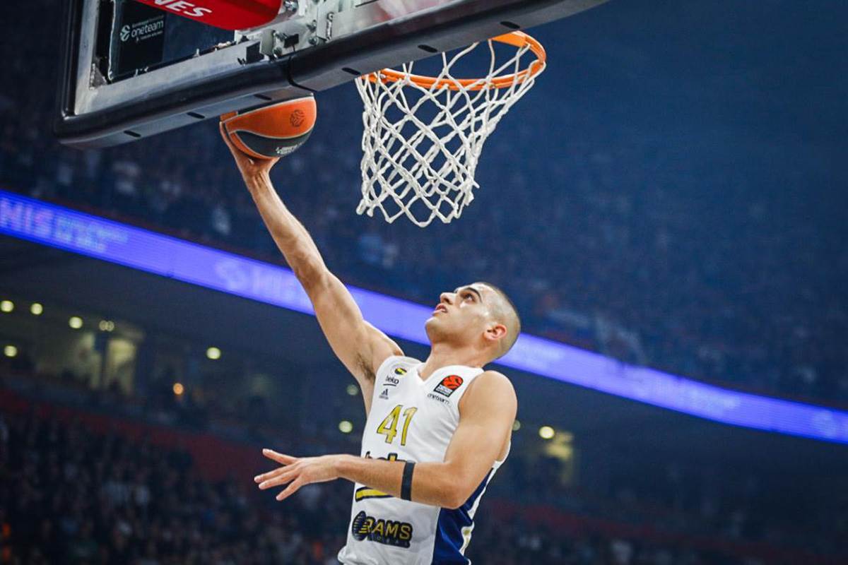 PARTIZAN - FENERBAHČE (10) copy.jpg