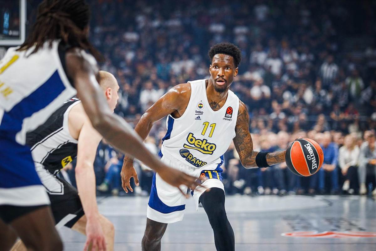 PARTIZAN - FENERBAHČE (7) copy.jpg