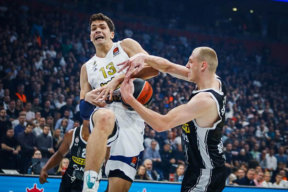 PARTIZAN - FENERBAHČE (4) copy.jpg