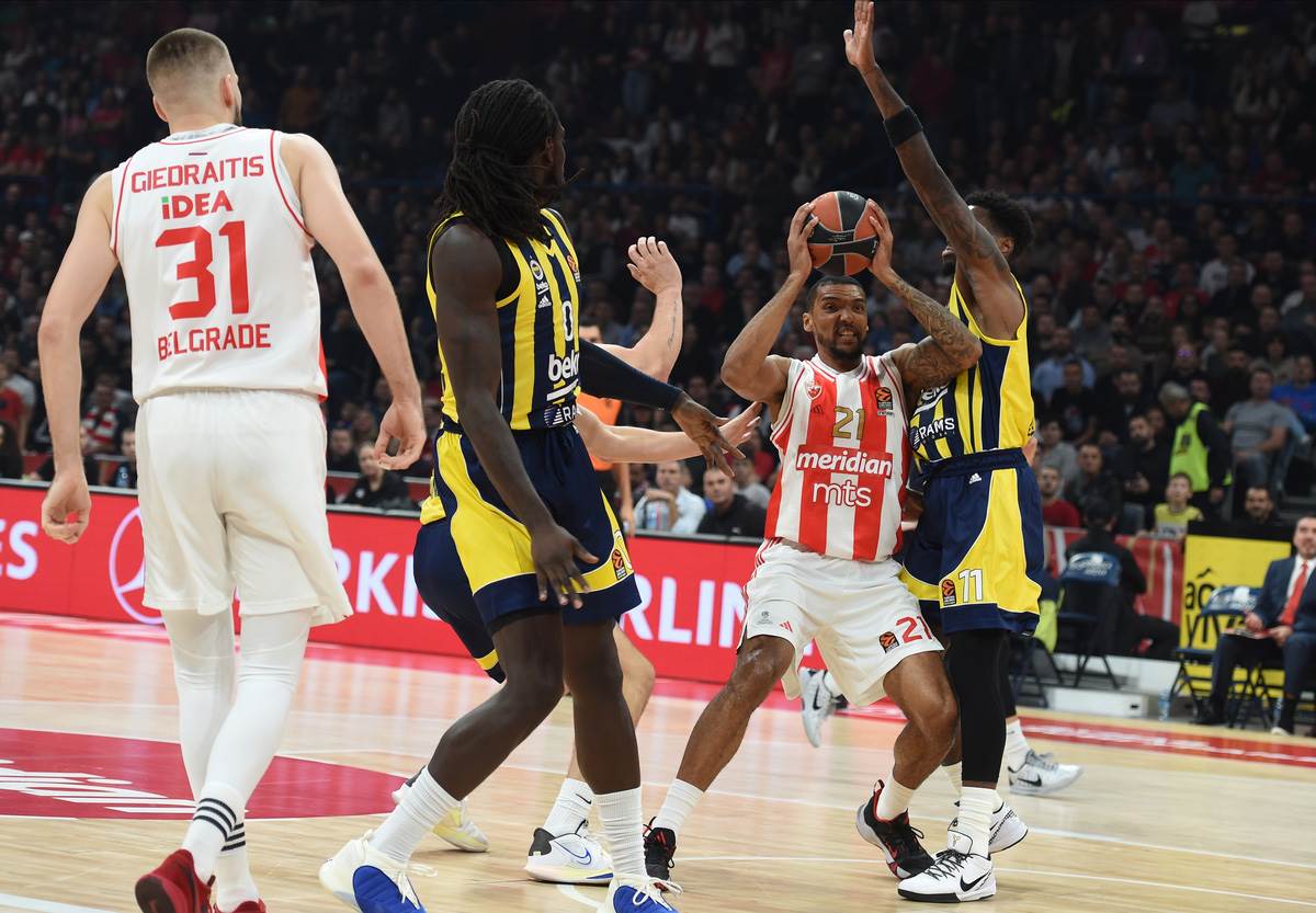 CRVENA ZVEZDA - FENERBAHČE (12).jpg