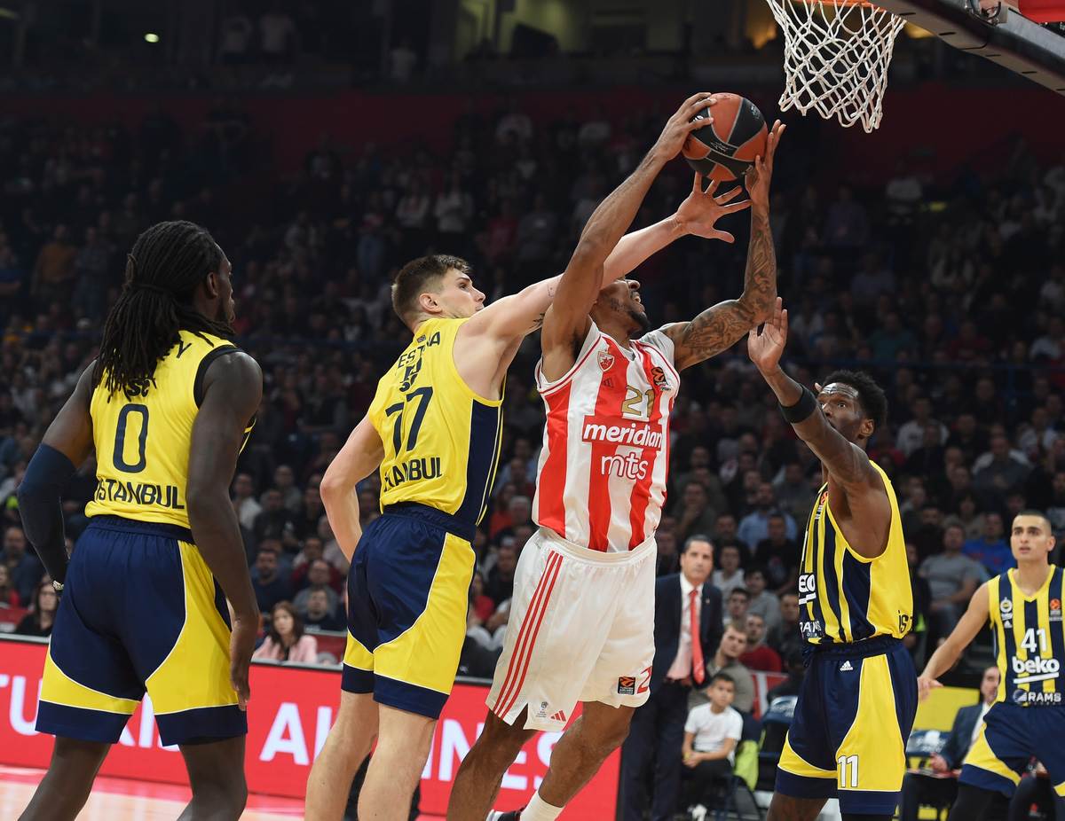 CRVENA ZVEZDA - FENERBAHČE (11).jpg