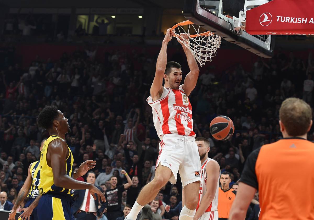 CRVENA ZVEZDA - FENERBAHČE (3).jpg