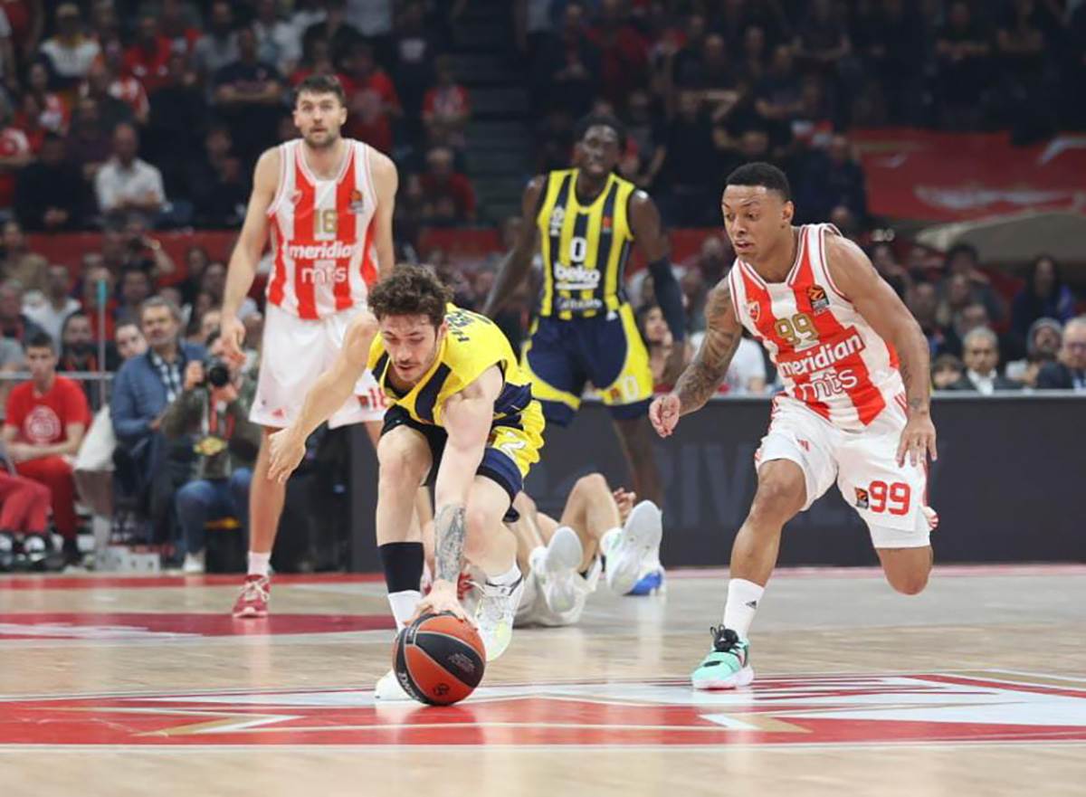 CRVENA ZVEZDA - FENERBAHČE (12).jpg