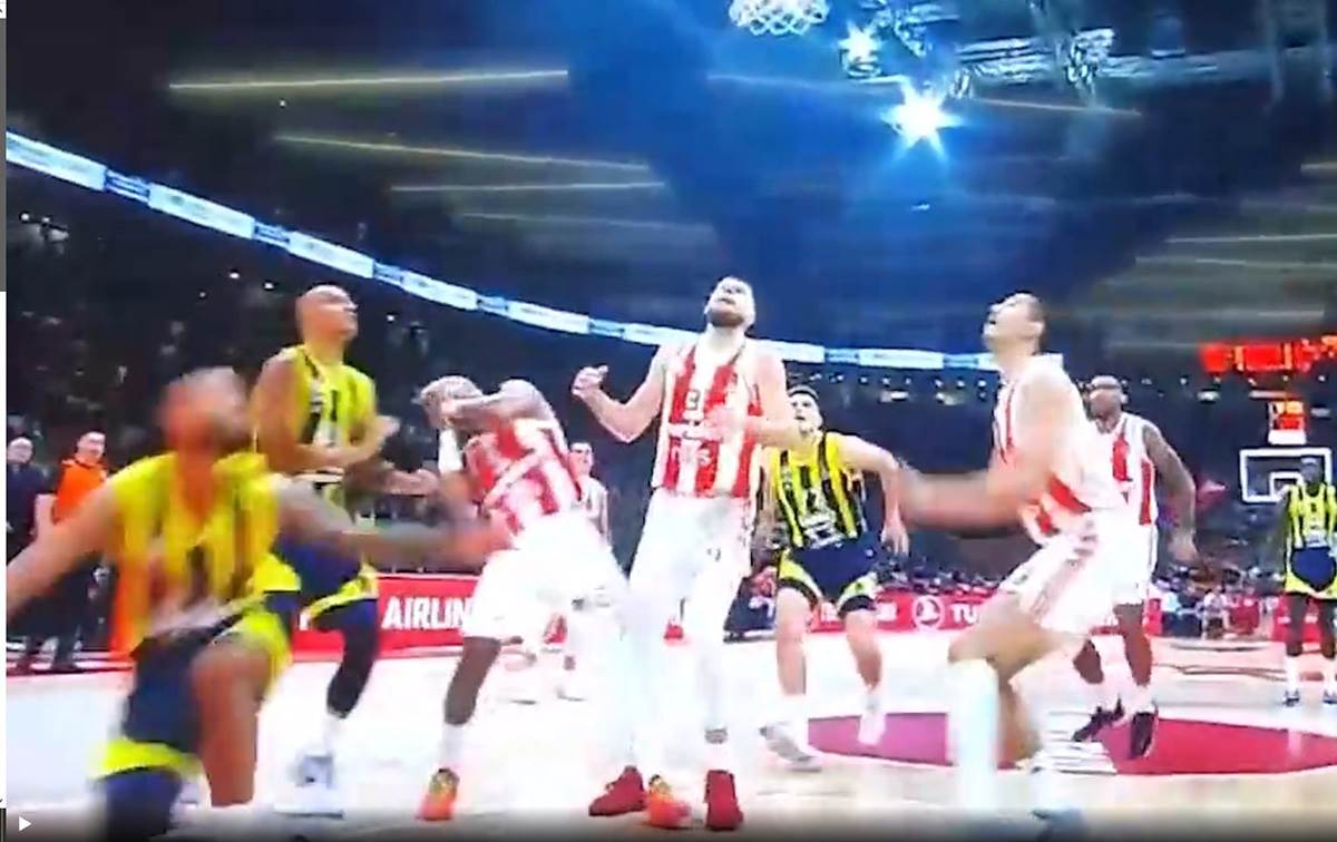 CRVENA ZVEZDA - FENERBAHČE (7).jpg