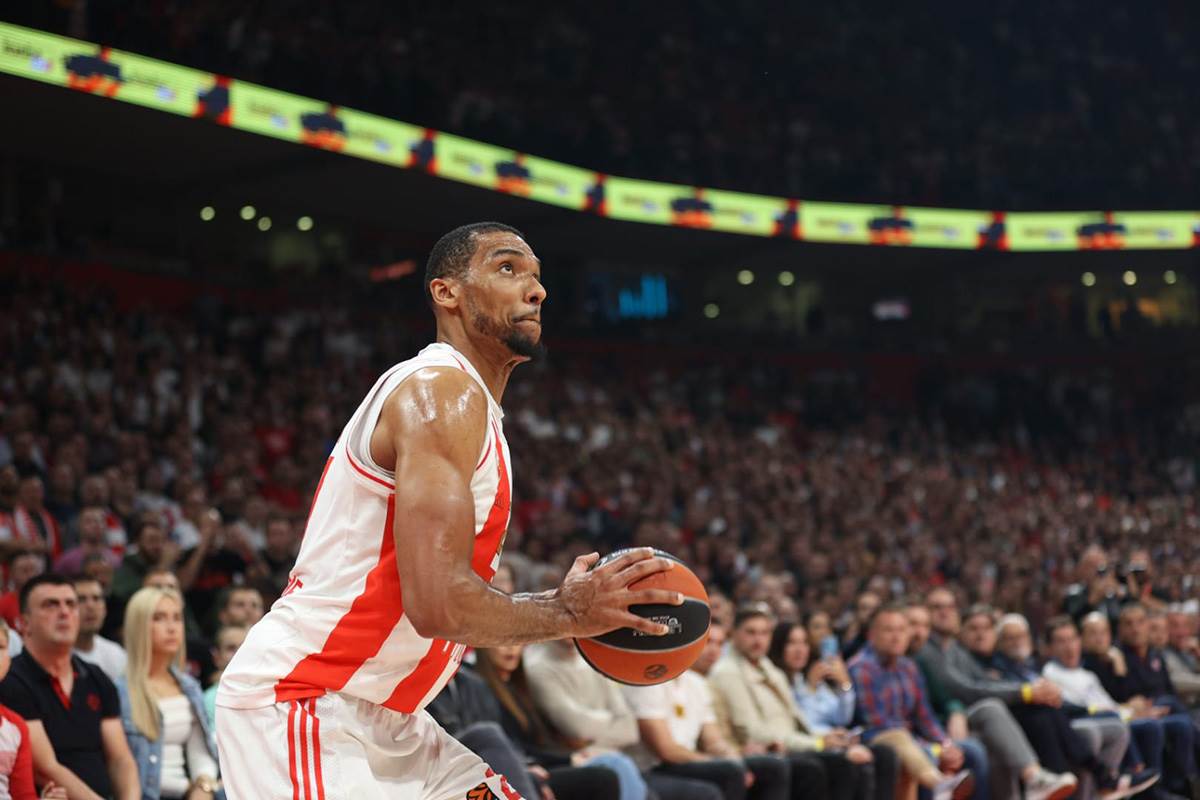 CRVENA ZVEZDA - FENERBAHČE (5).jpg