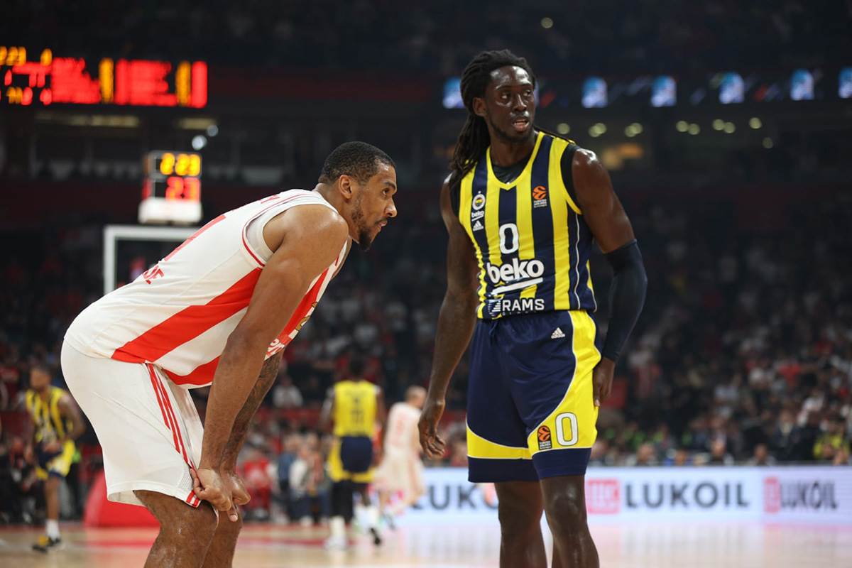 CRVENA ZVEZDA - FENERBAHČE (3).jpg