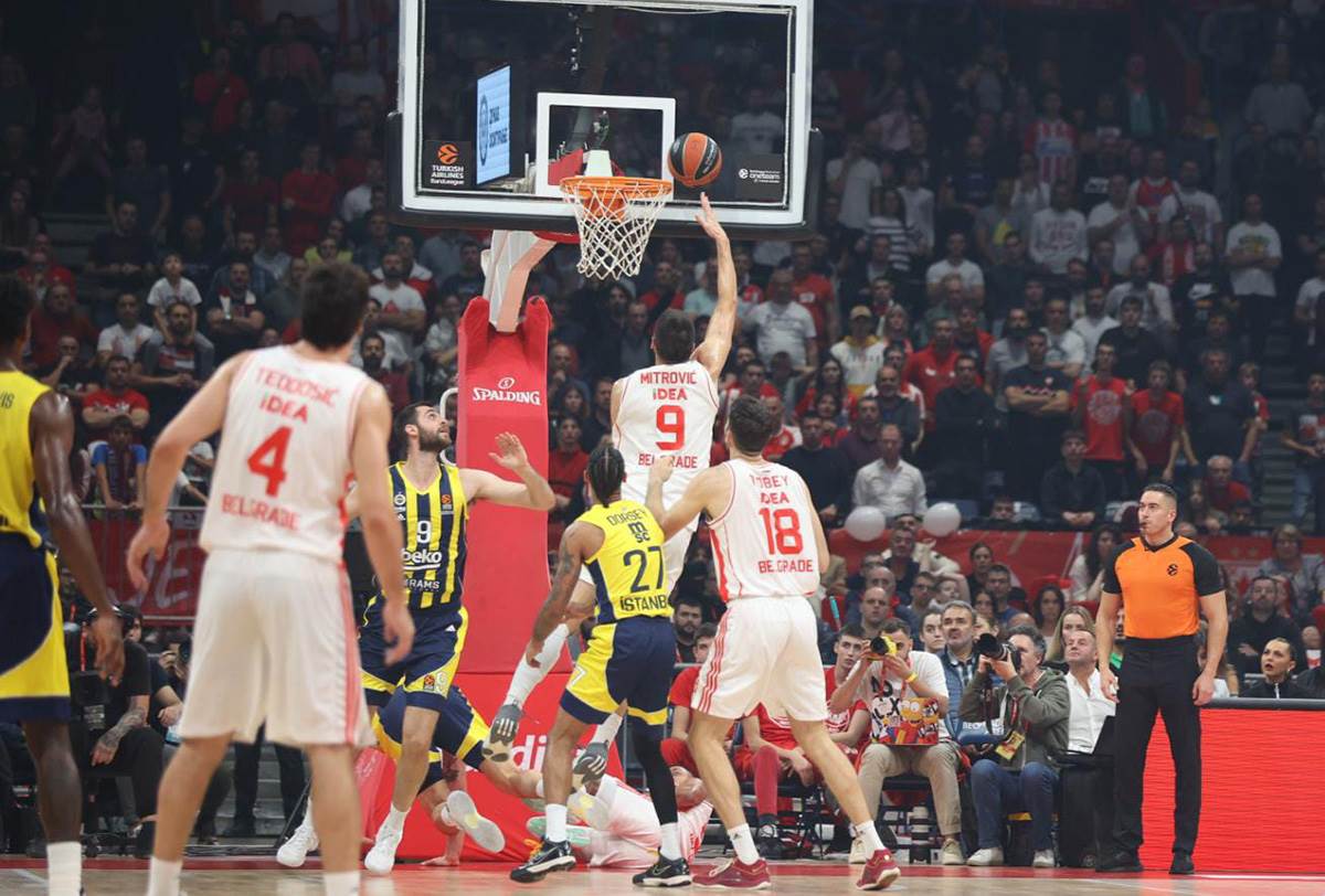 CRVENA ZVEZDA - FENERBAHČE (5) copy.jpg
