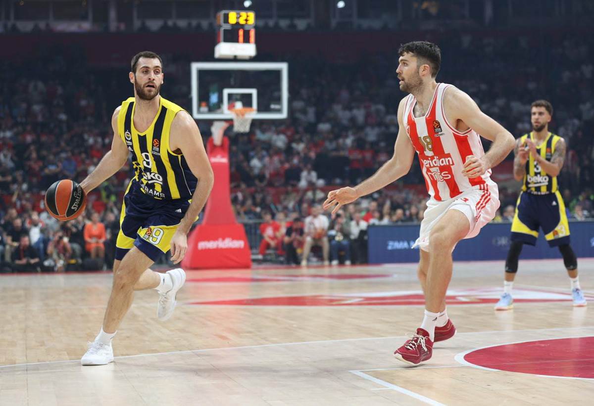 CRVENA ZVEZDA - FENERBAHČE (1) copy.jpg