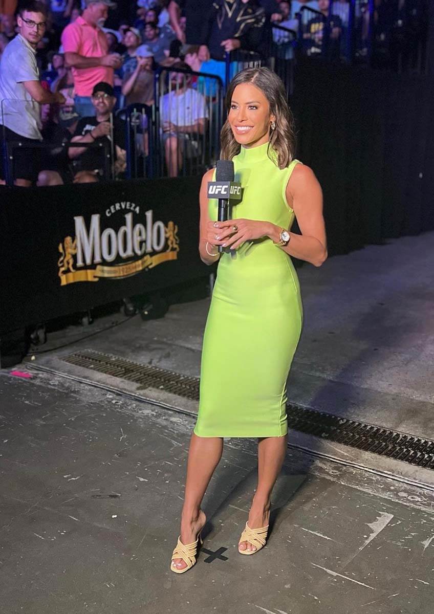 Novinarka Čarli Arnolt 2.jpg