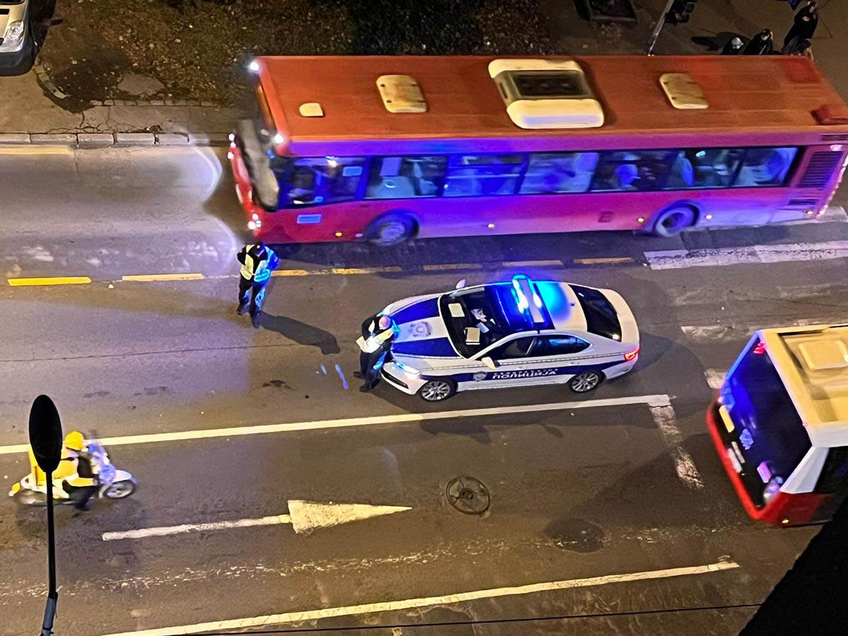 Žena oborena na Bulevaru Despota Stefana