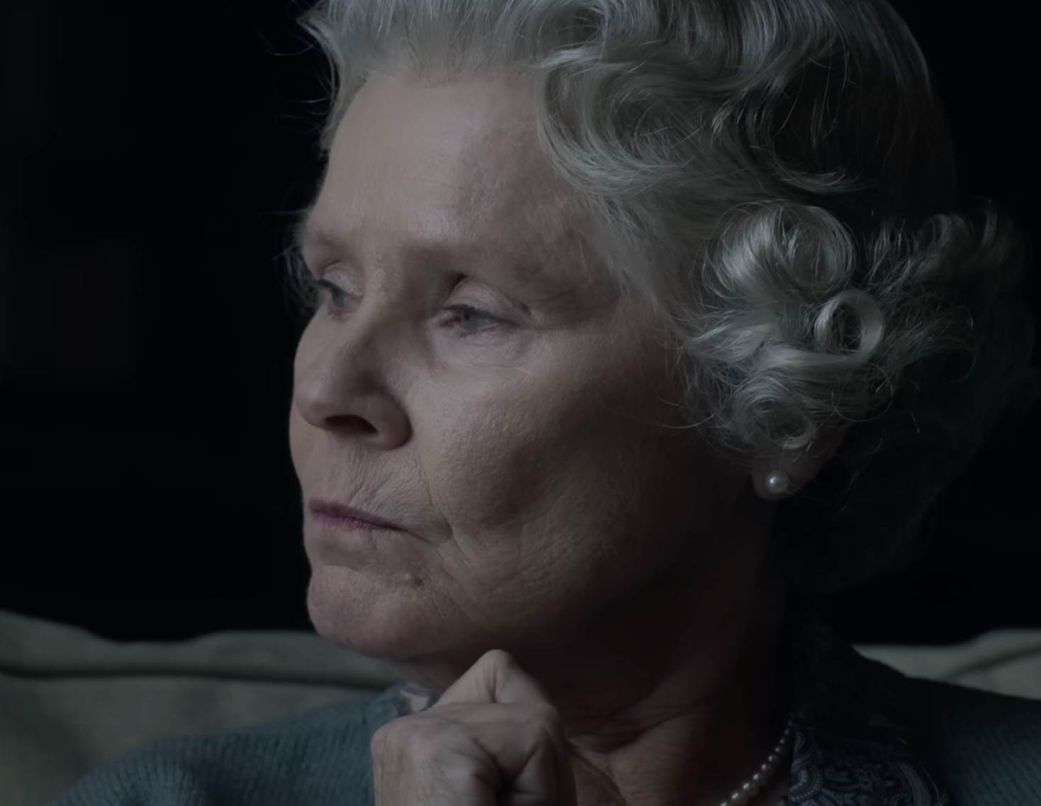 6 sezona serije kruna 6.png