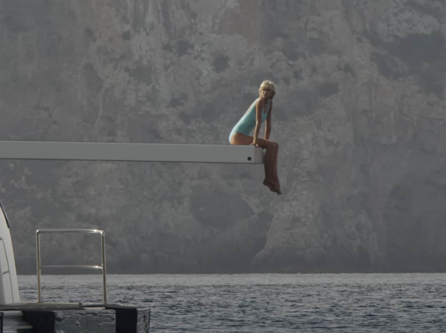 6 sezona serije kruna 7.png