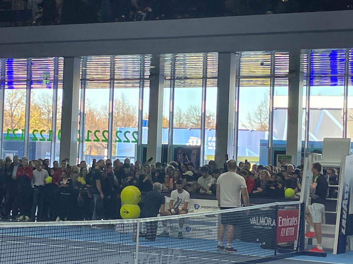 Novak Đoković protiv Karlosa Alkaraza u polufinalu Torina