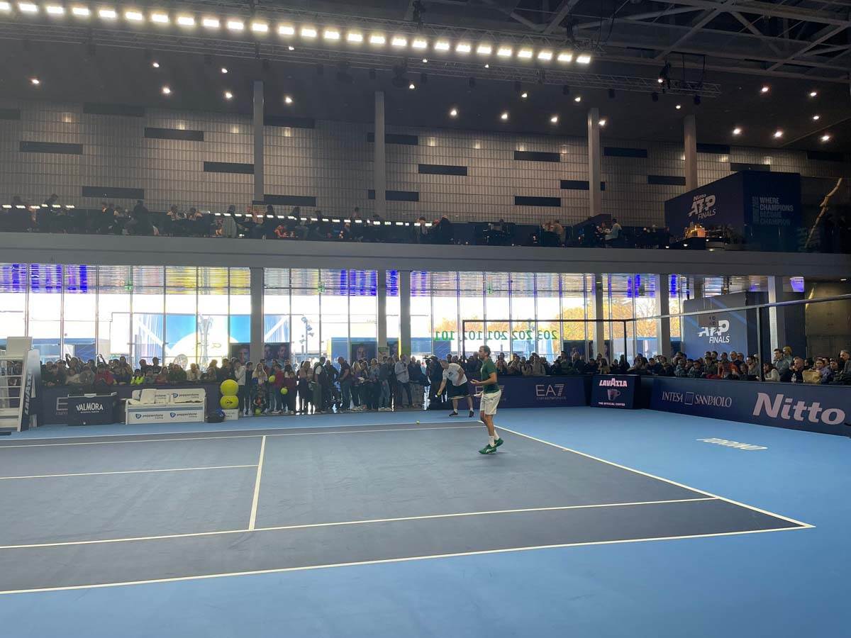 Novak Đoković protiv Karlosa Alkaraza u polufinalu Torina