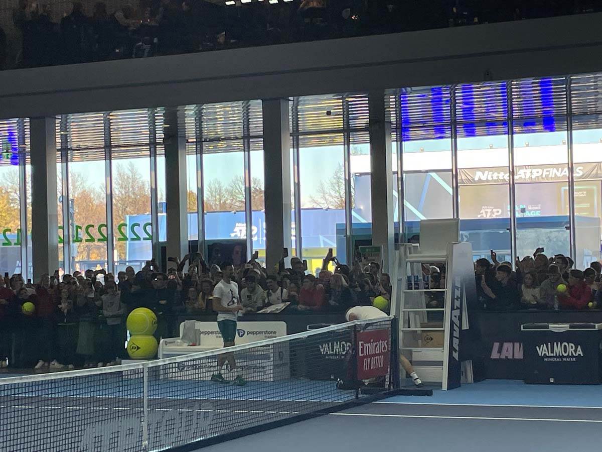 Novak Đoković protiv Karlosa Alkaraza u polufinalu Torina