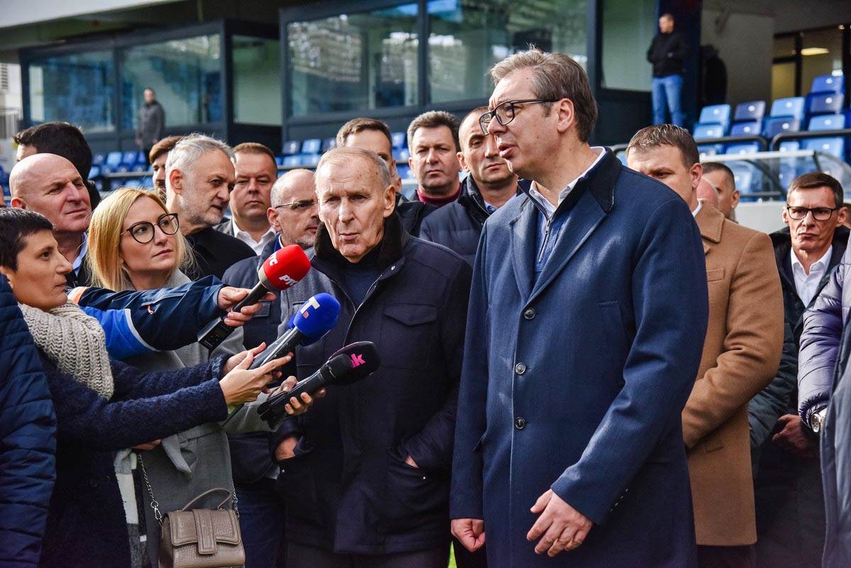 Otvaranje stadiona Loznica (7).JPG