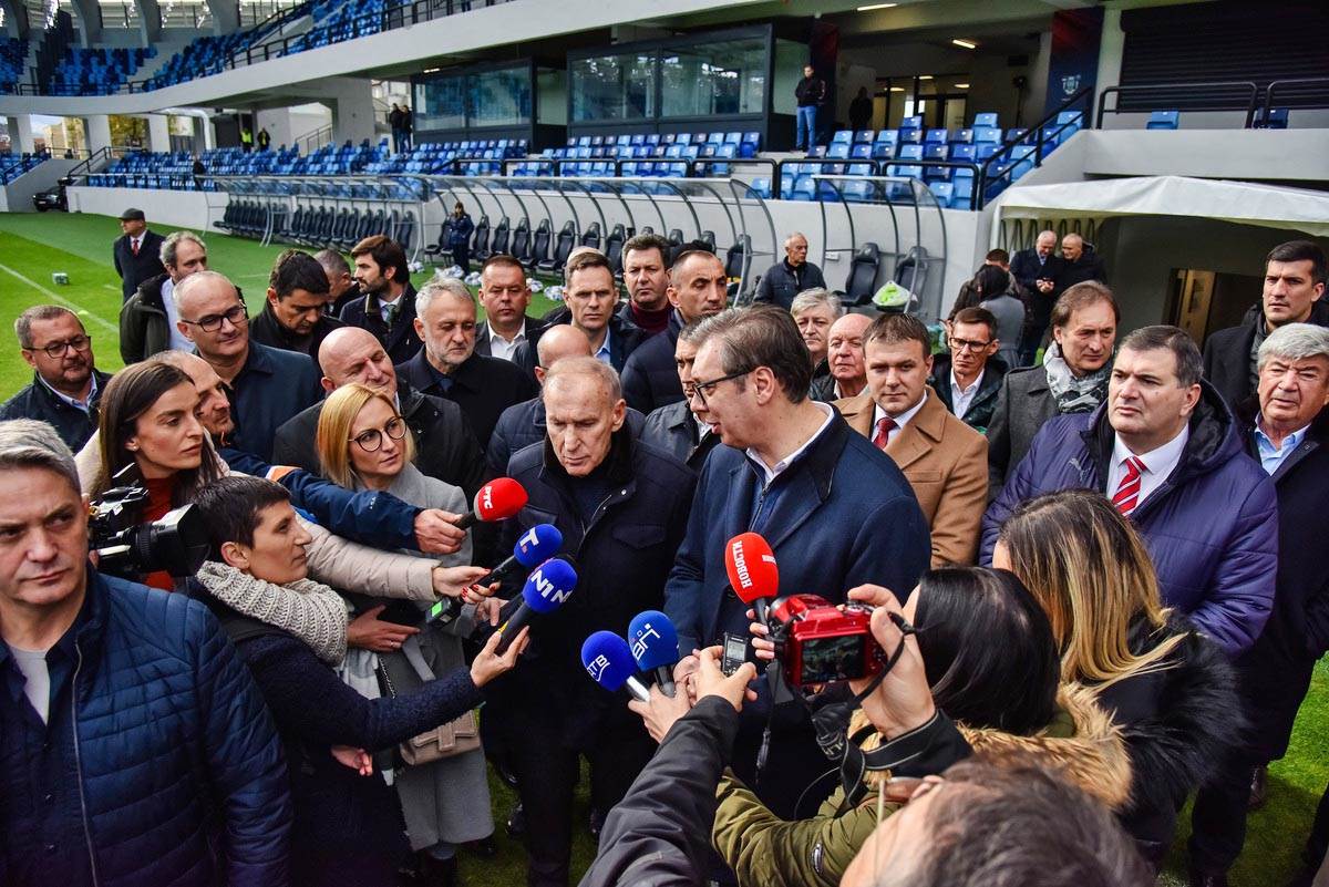 Otvaranje stadiona Loznica (9).JPG