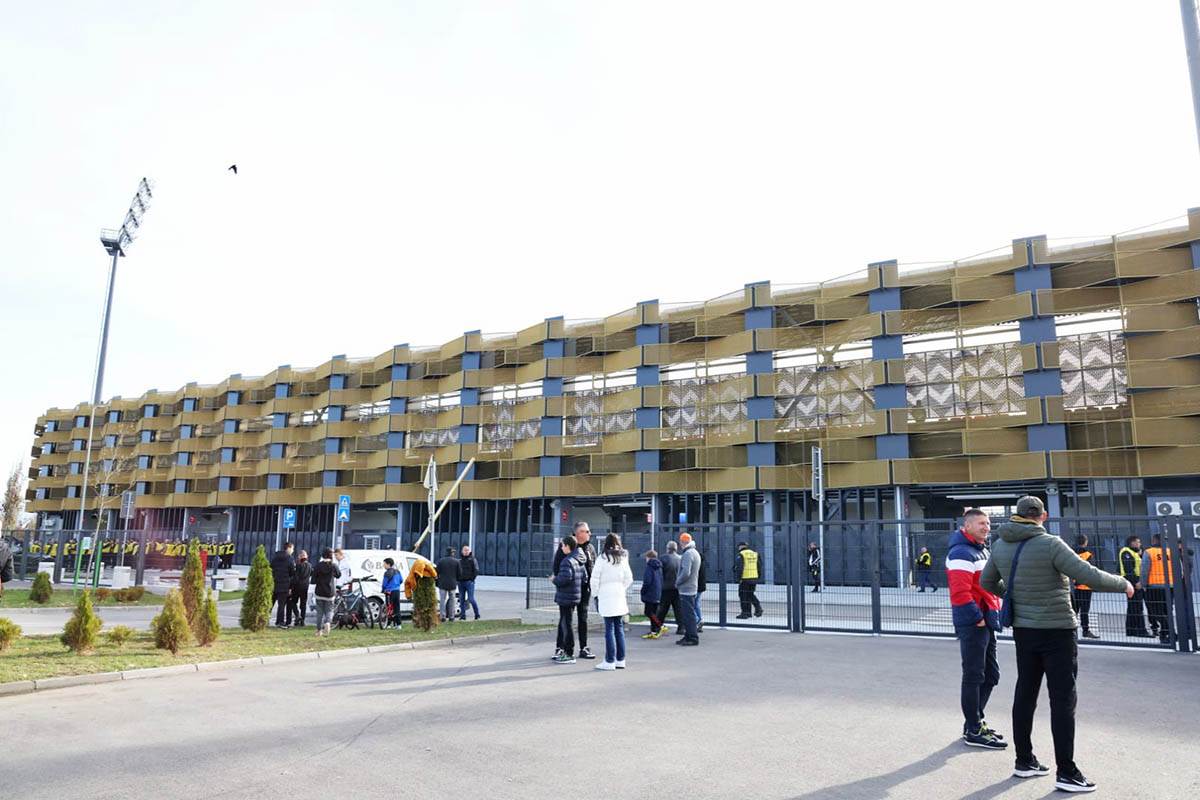 Gradski stadion Dubocica (1).jpg