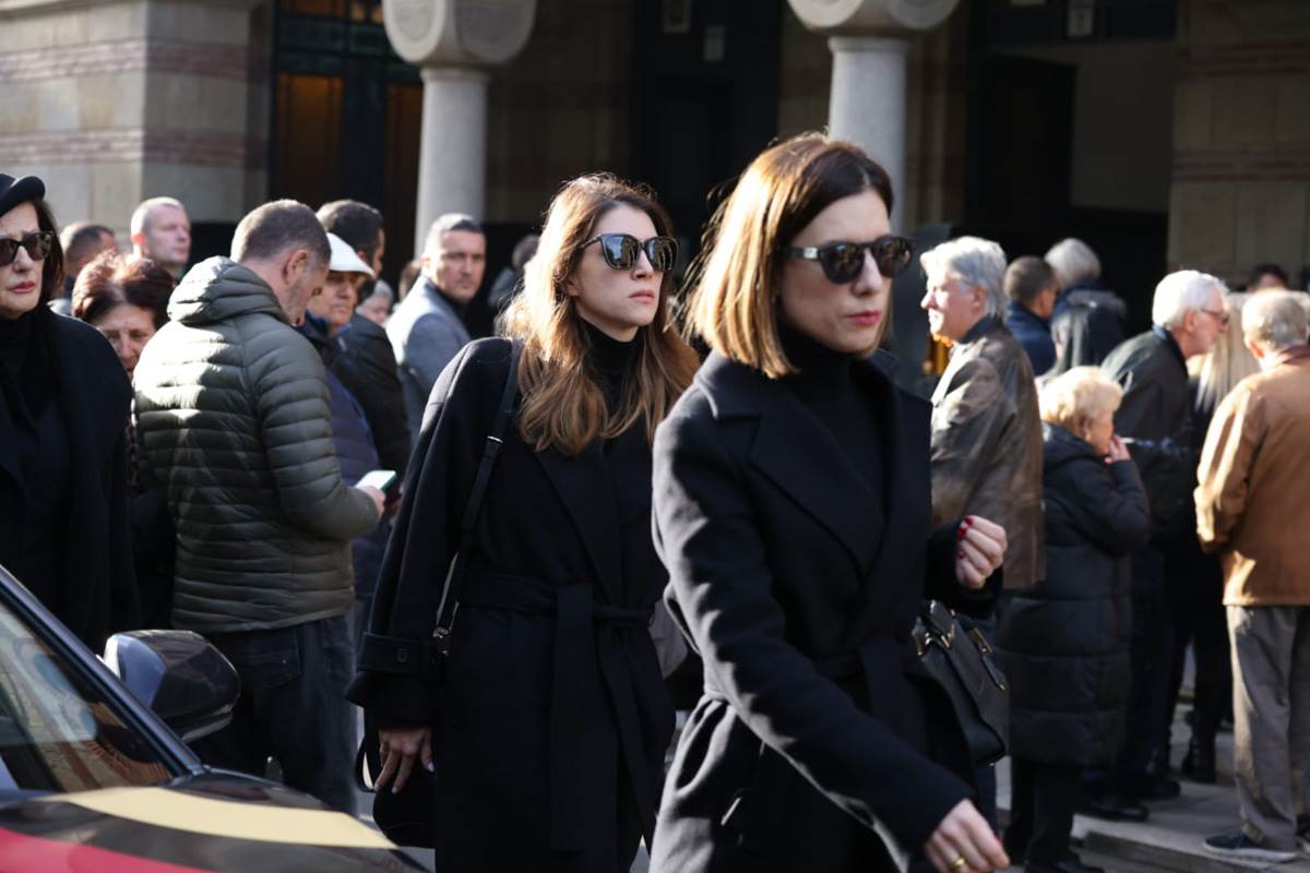 Sahrana Žarka Lauševića  (1).jpg