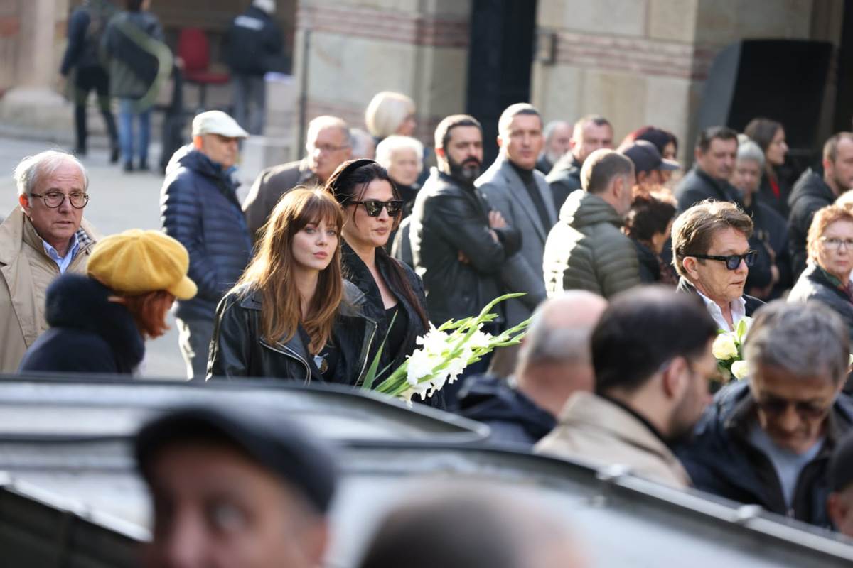 Sahrana Žarka Lauševića  (10).jpg