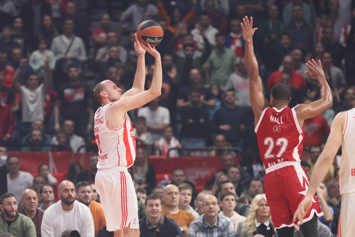 CRVENA ZVEZDA - OLIMPIJA MILANO (7).jpg