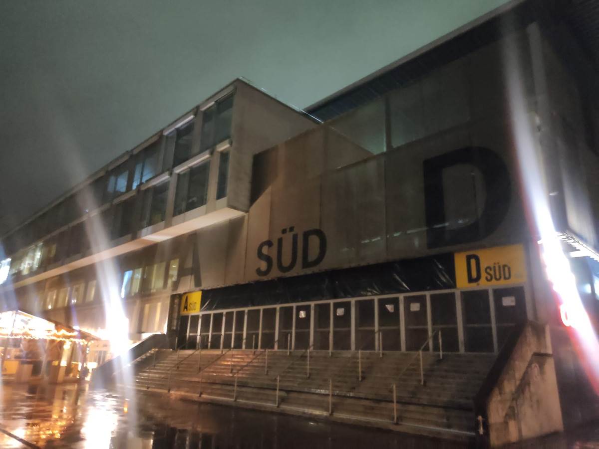 Stadion Jang bojsa (1) copy.jpg