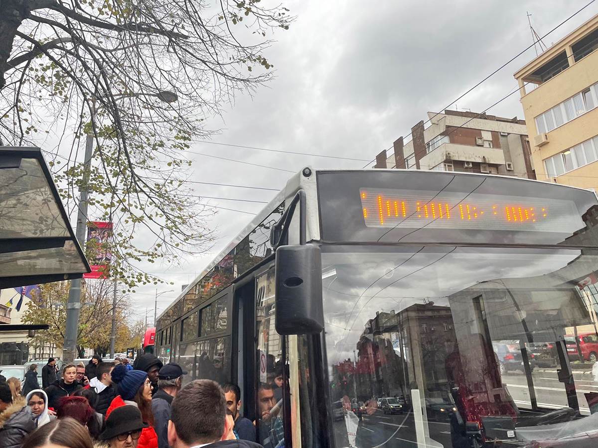 Autobus udario ženu u Kneza Miloša
