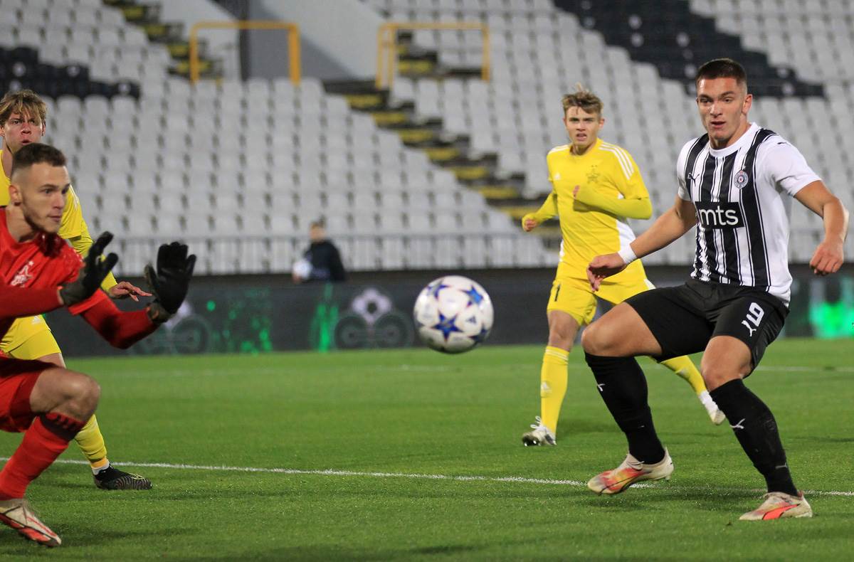 Partizan Youth Sherif (28) copy.jpg