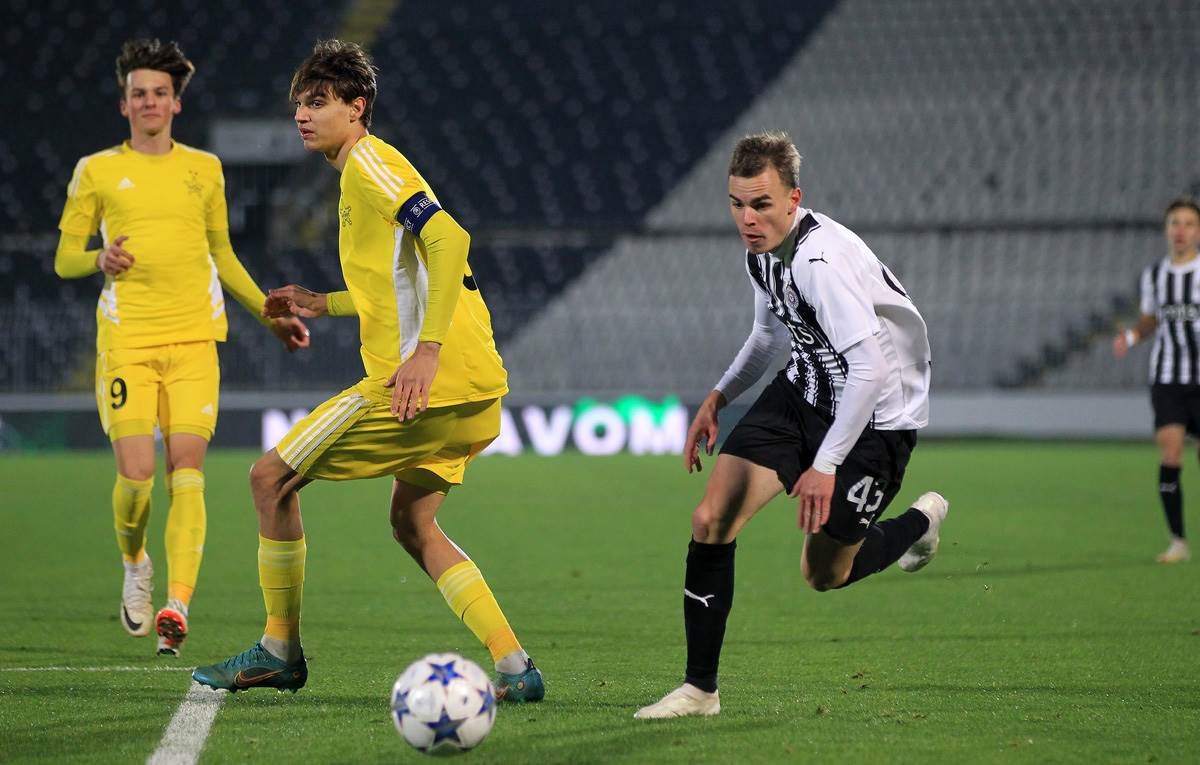 Partizan Youth Sherif (27) copy.jpg