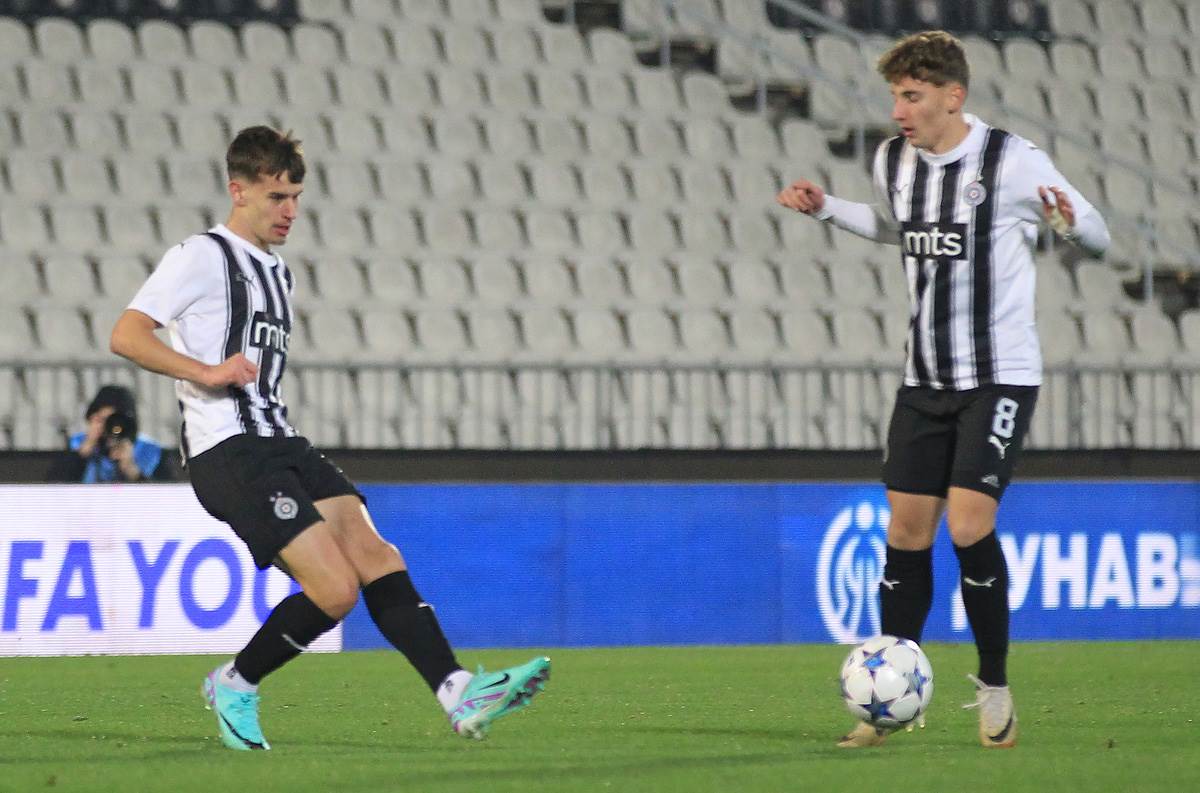 Partizan Youth Sherif (24) copy.jpg