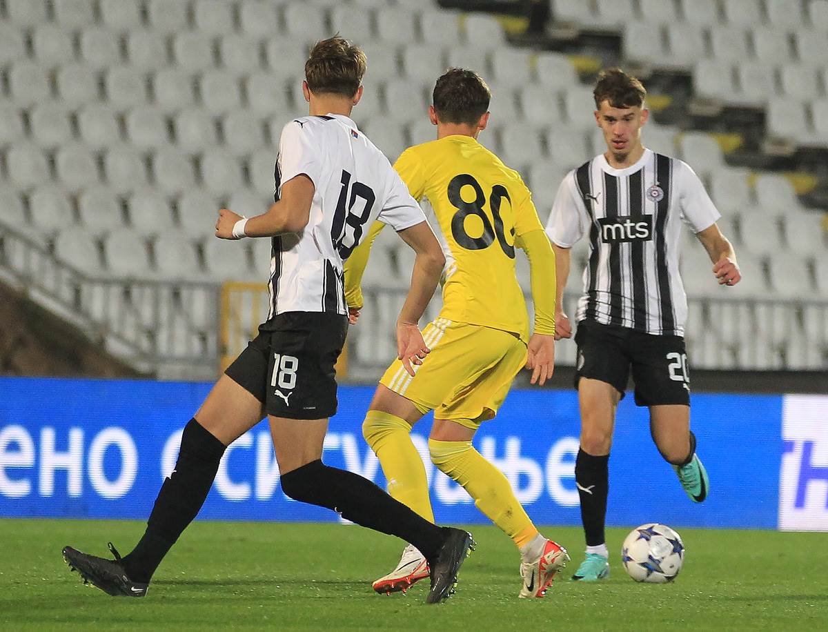 Partizan Youth Sherif (21) copy.jpg