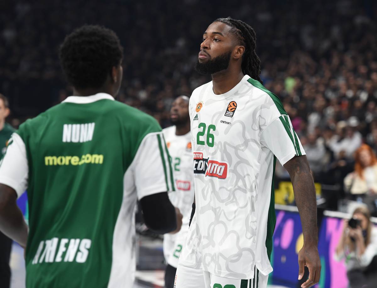 Matijas Lesor i Željko Obradović zagrljaj 