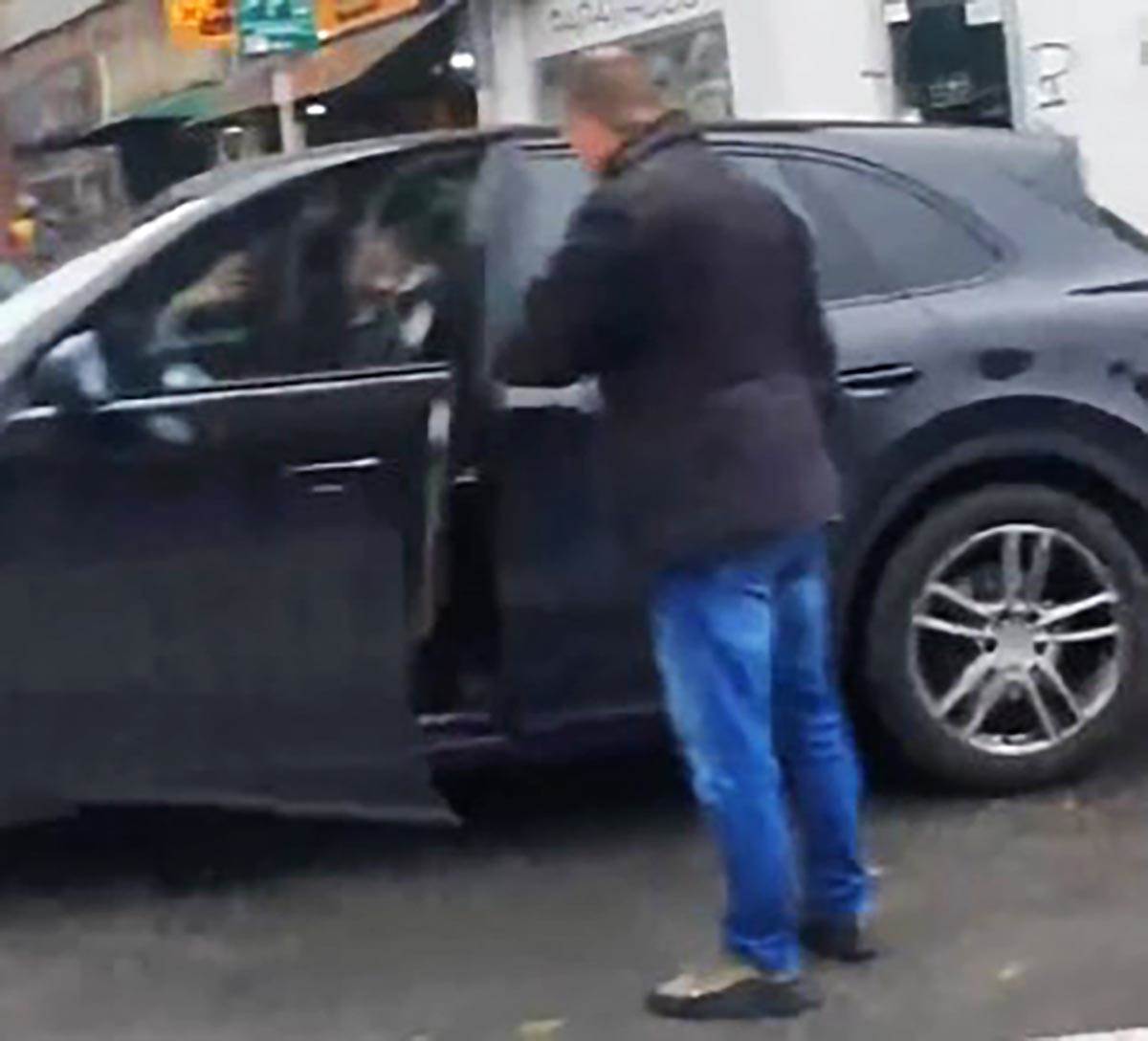 Taksista sekira (5).jpg