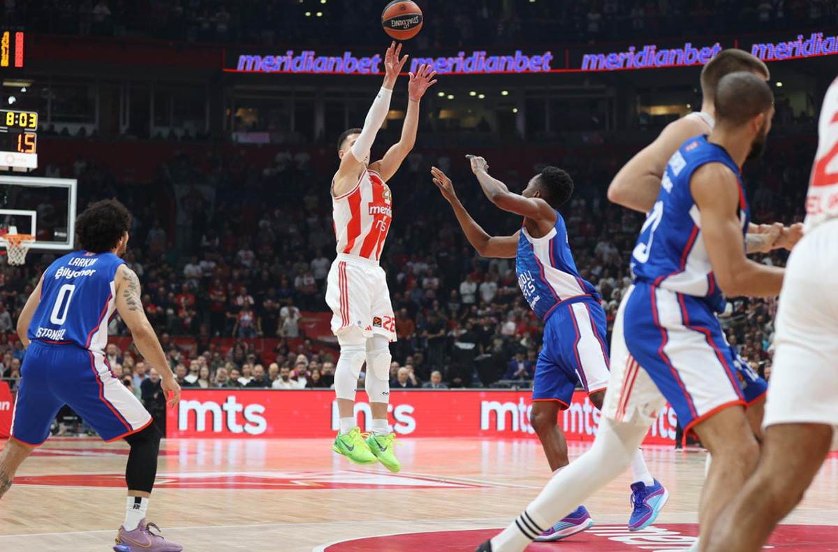 Zvezda Efes meč (10).jpeg