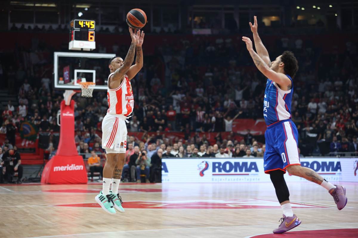 Zvezda Efes meč (9).jpeg