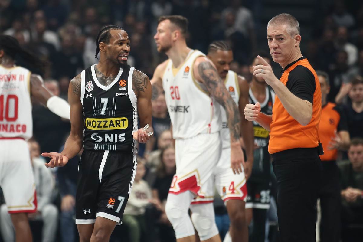 Partizan Monako (14) copy.jpg