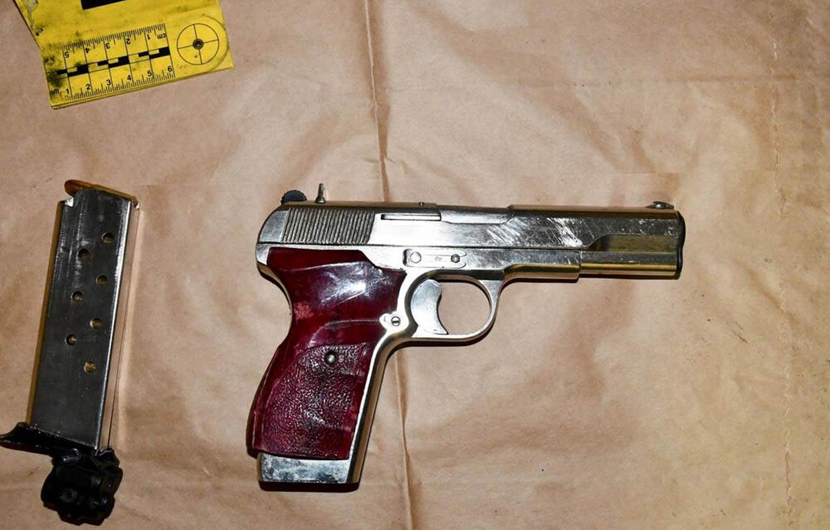 MUP vest, predmeti pretres  (4).jpg