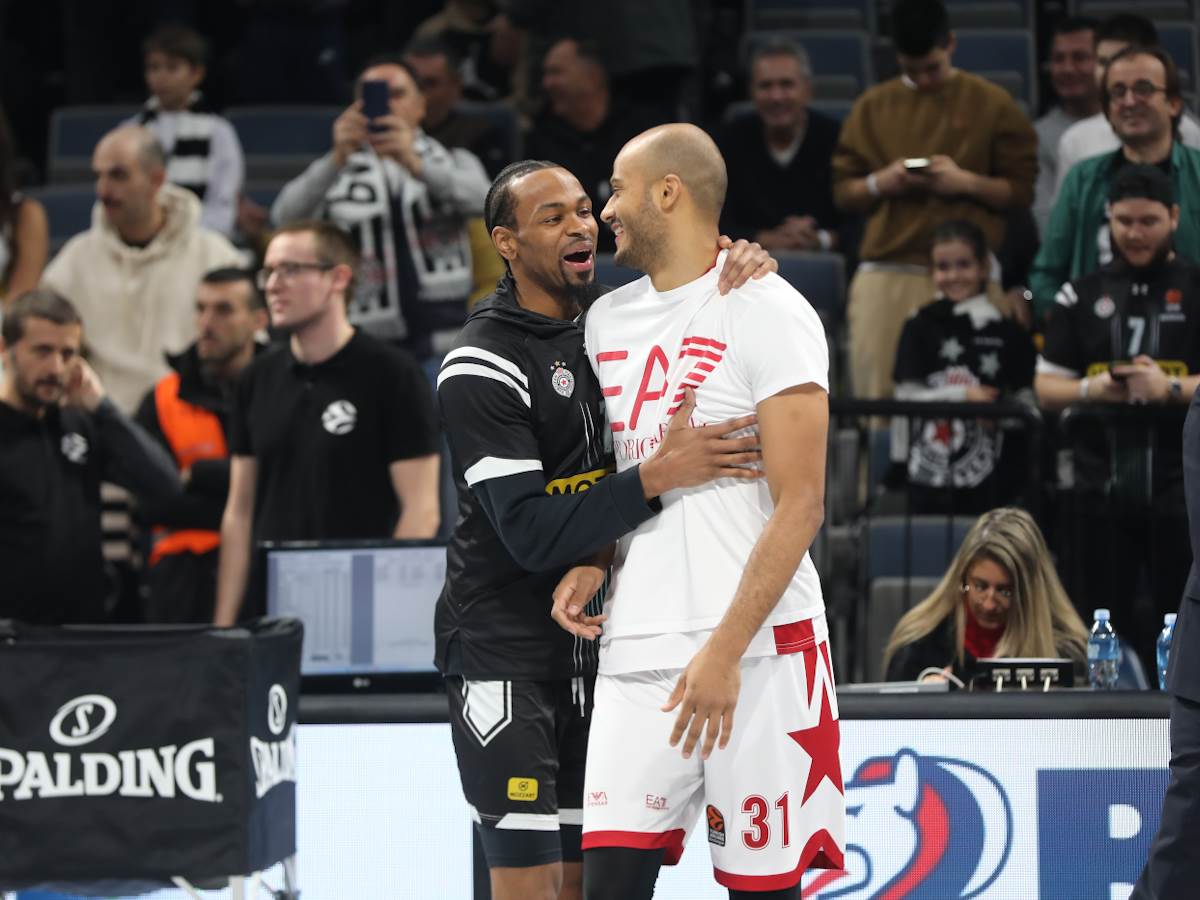 Transparent Grobara za Nikolu Mirotića: Ko te je zvao i čiji je bio poziv?