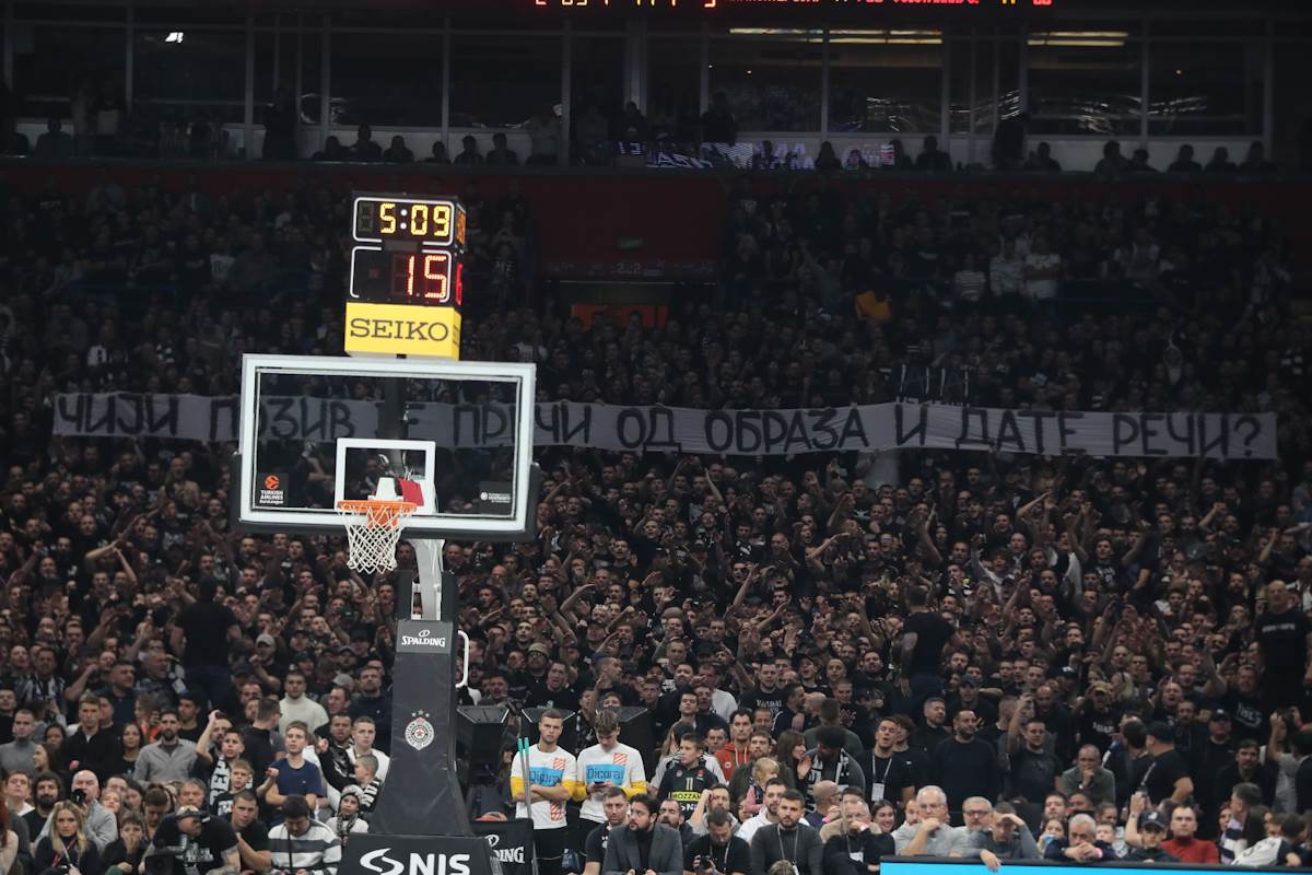 Transparent Grobara za Nikolu Mirotića: Ko te je zvao i čiji je bio poziv?