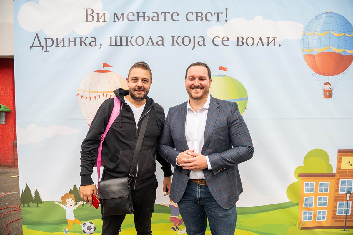 350 DECE U BEOGRADU DOBILO ŠKOLSKU OPREMU (6).jpg