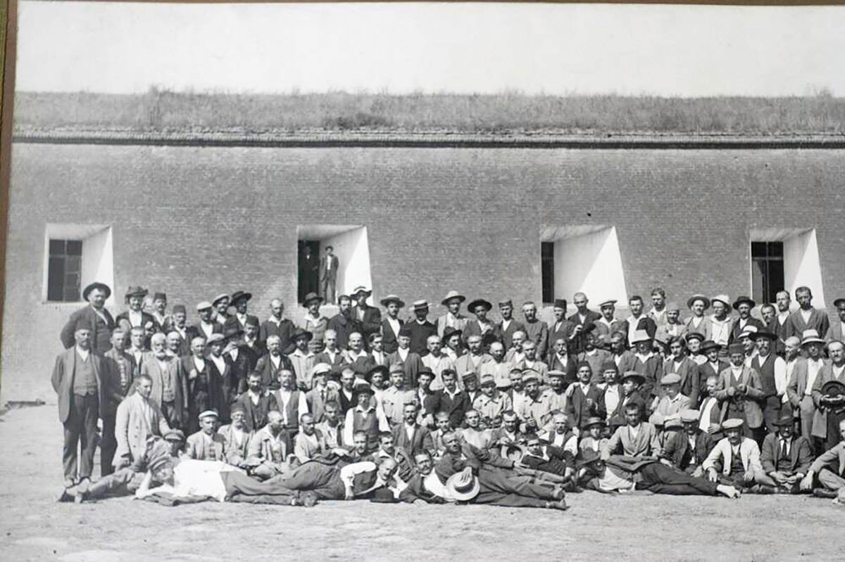 Stradanje Srba u logoru u Aradu (8).jpg