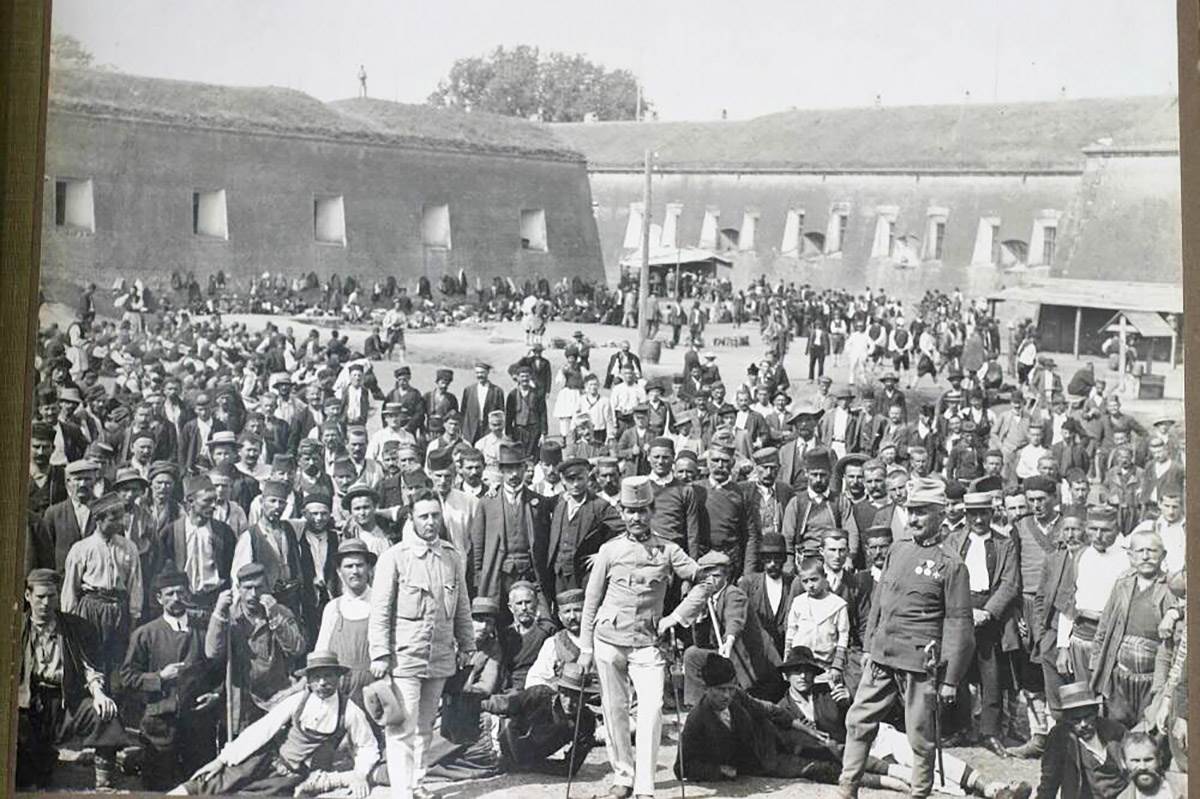 Stradanje Srba u logoru u Aradu (15).jpg